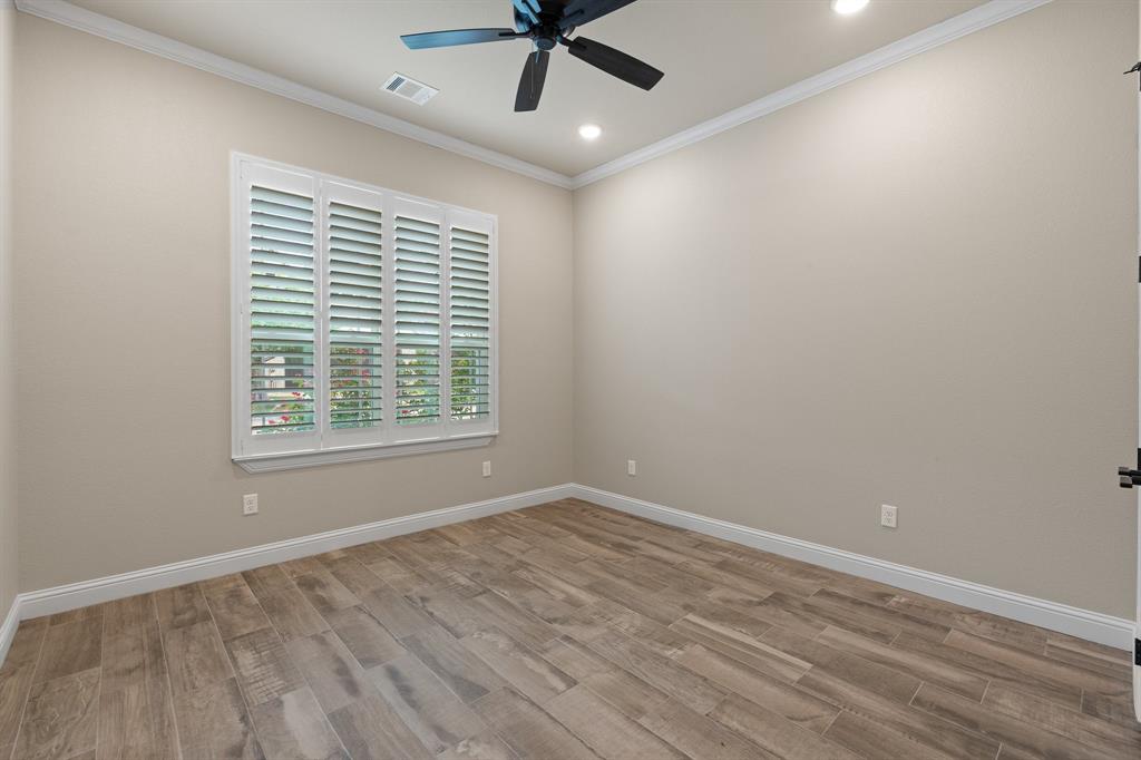 2407 Vineyard Drive Property Photo 26