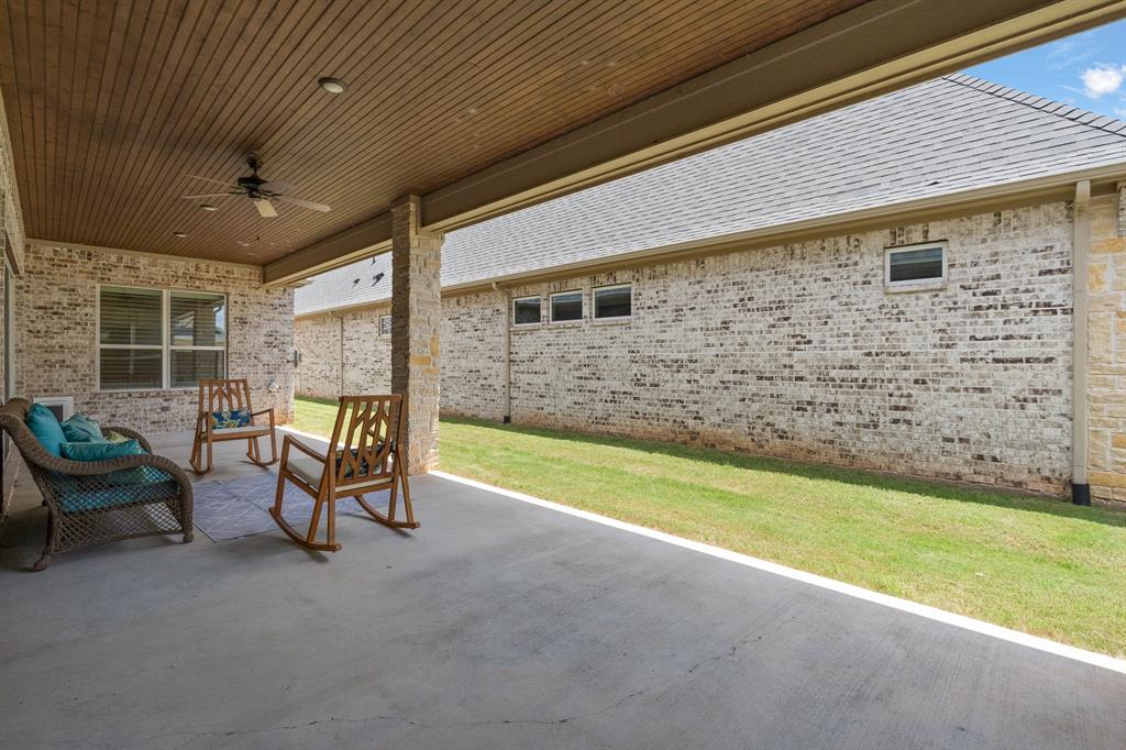 2407 Vineyard Drive Property Photo 36