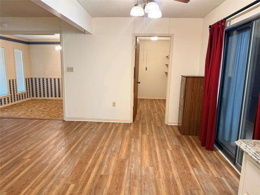 305 S Cleveland Avenue Property Photo 12