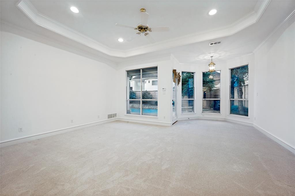17919 Castle Bend Drive Property Photo 8