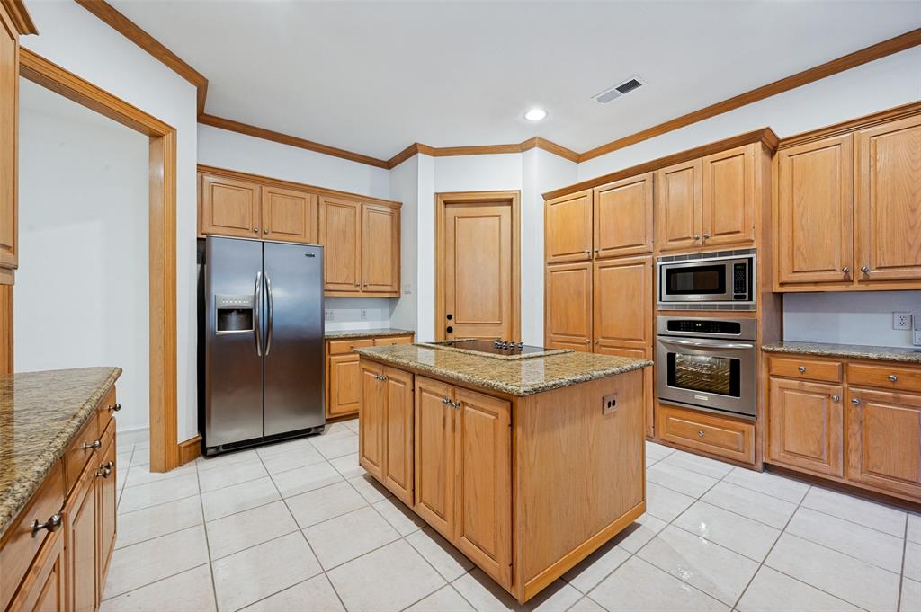 17919 Castle Bend Drive Property Photo 34