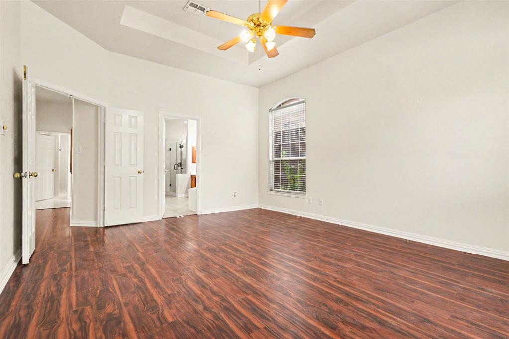 1027 Creek Bend Property Photo 16