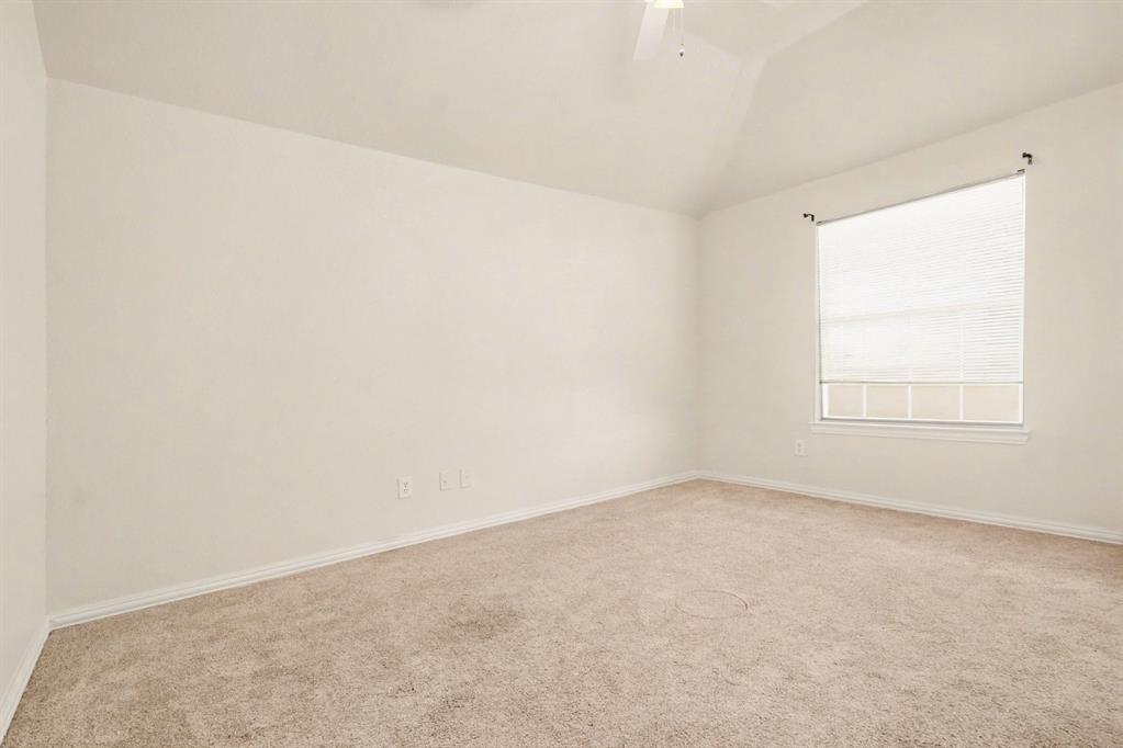 1027 Creek Bend Property Photo 24