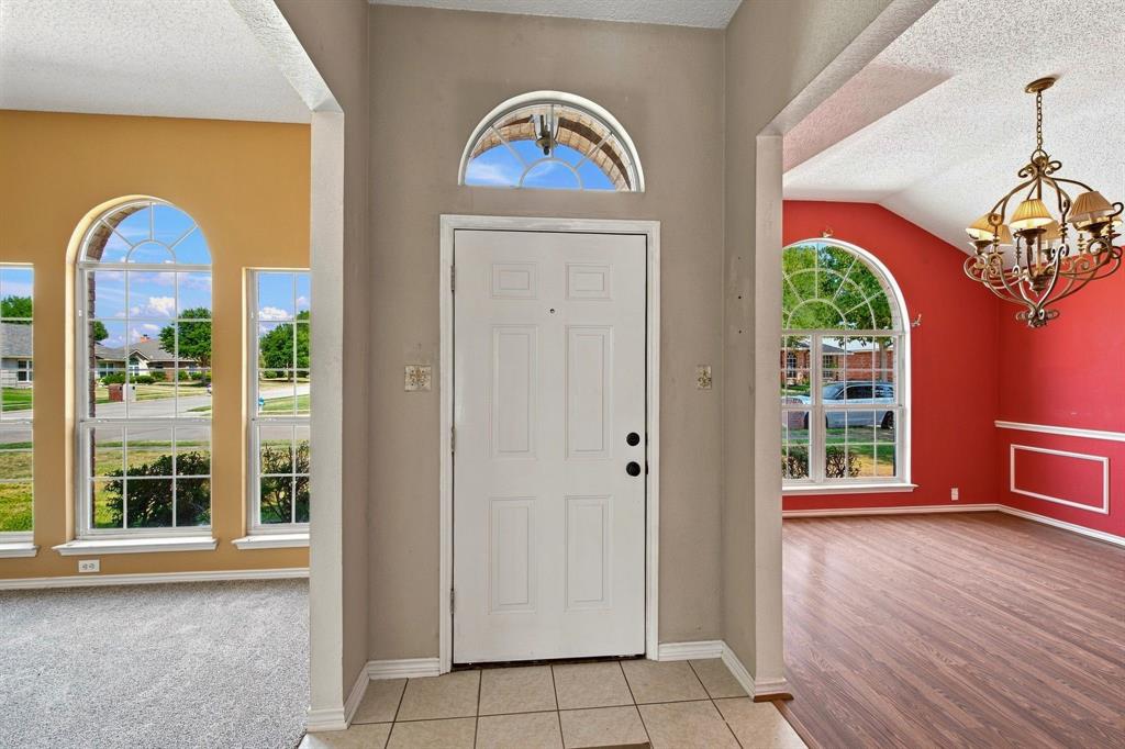 740 Amhurst Court Property Photo 4