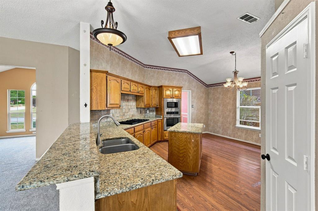 740 Amhurst Court Property Photo 16