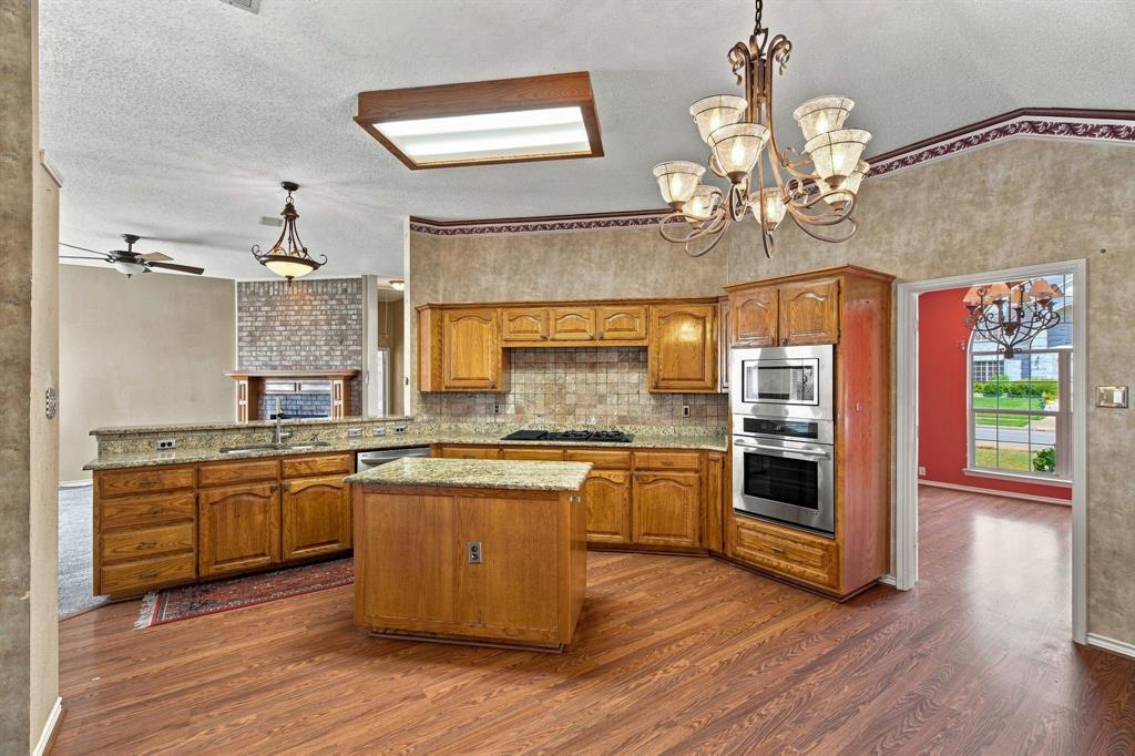 740 Amhurst Court Property Photo 18