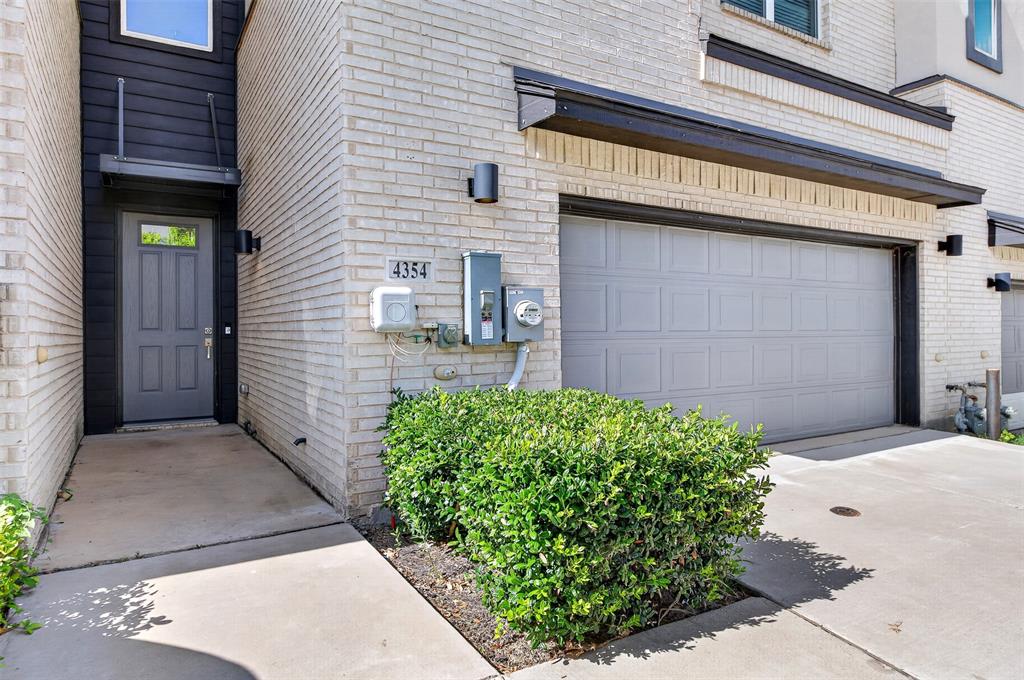 4354 Hebron Street Property Photo 4