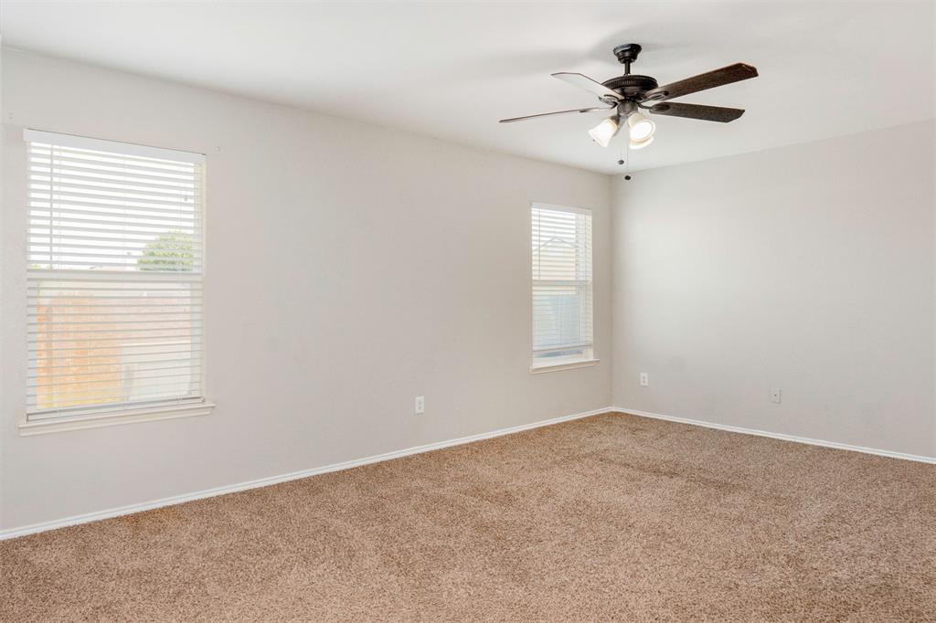 806 White Fields Way Property Photo 15