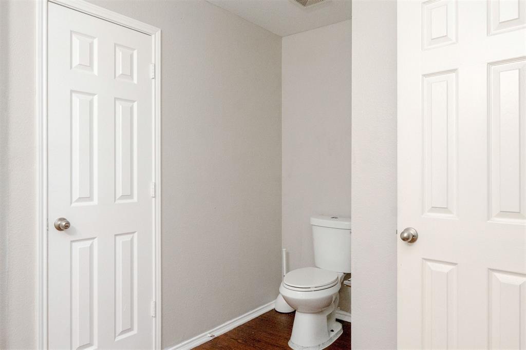 806 White Fields Way Property Photo 17