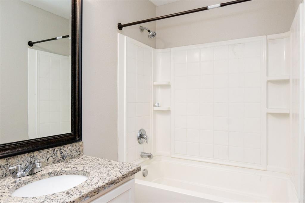 806 White Fields Way Property Photo 19