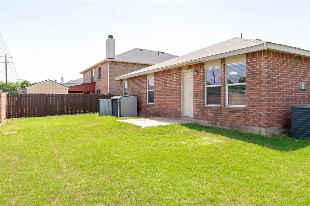 806 White Fields Way Property Photo 23
