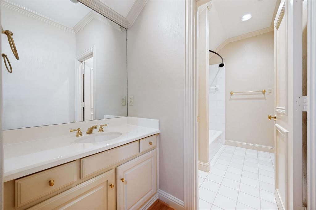 3448 Granada Avenue Property Photo 15