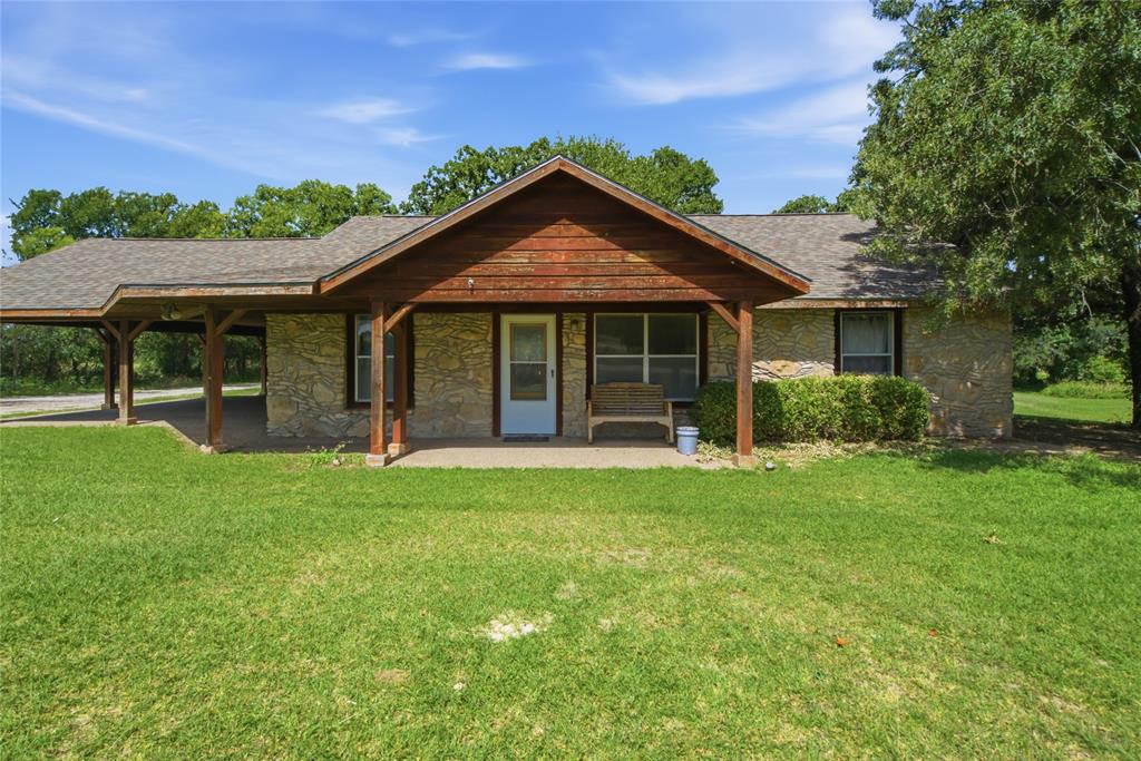 3200 Fairview Road Property Photo 4
