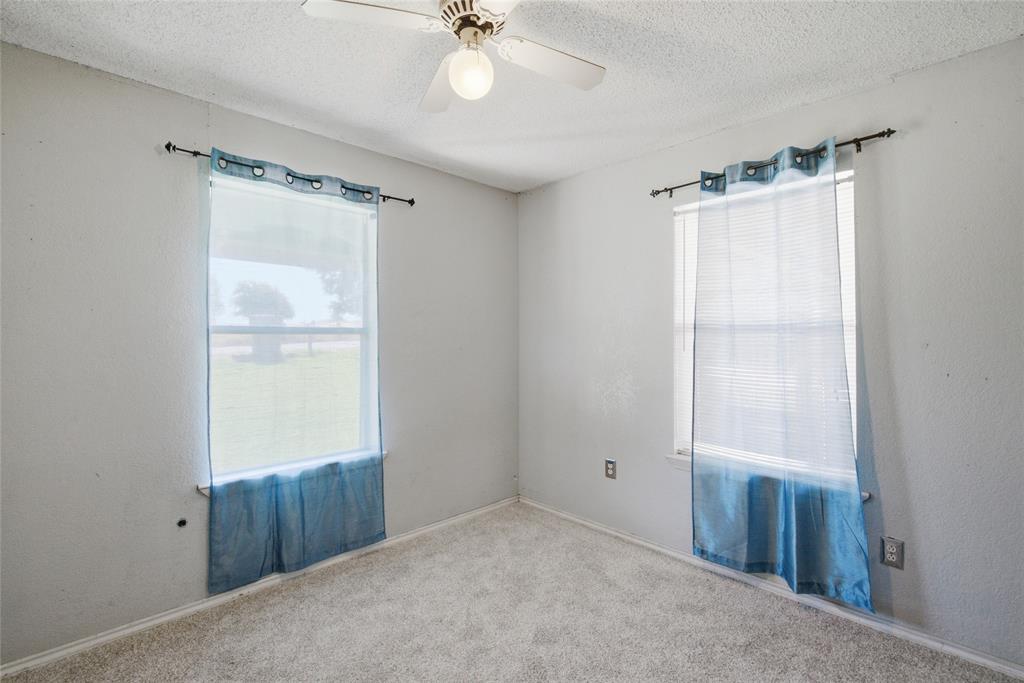 3200 Fairview Road Property Photo 9