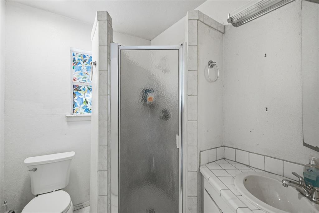 3200 Fairview Road Property Photo 11