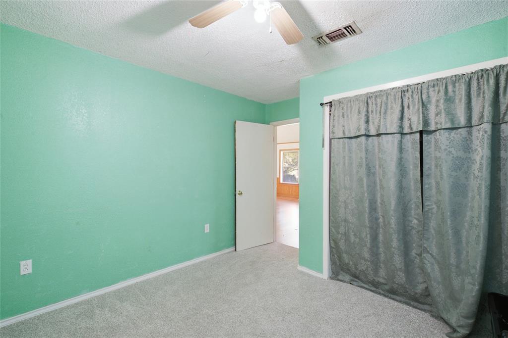 3200 Fairview Road Property Photo 13