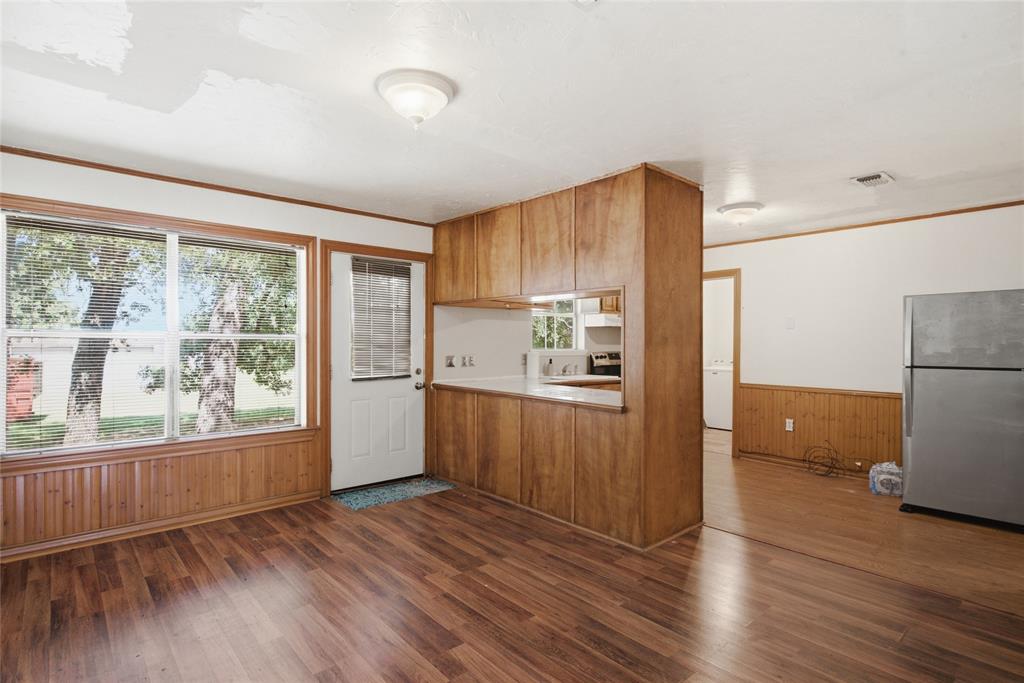 3200 Fairview Road Property Photo 14