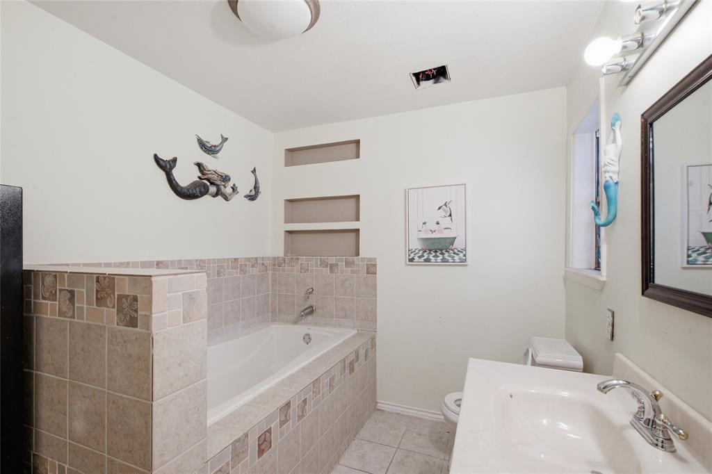3200 Fairview Road Property Photo 22