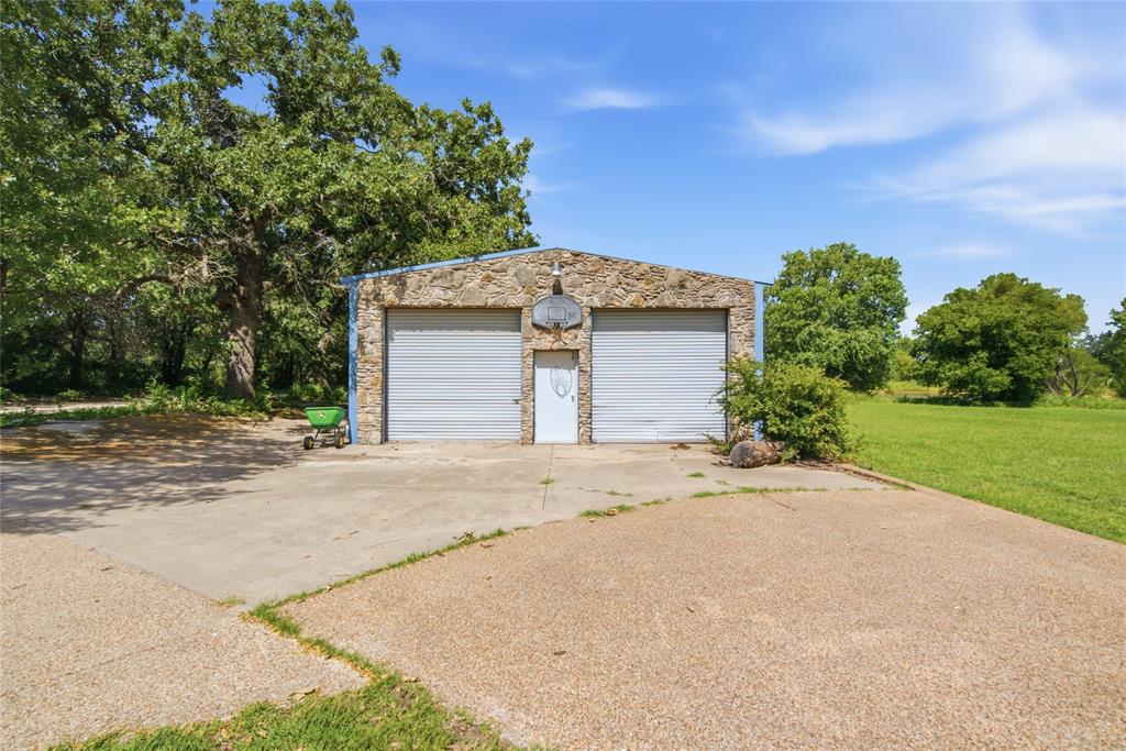 3200 Fairview Road Property Photo 33