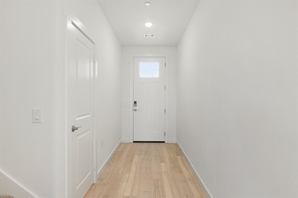 4631 Hawks Trail Property Photo 4