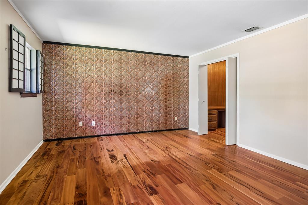 1204 Springwood Court Property Photo 25