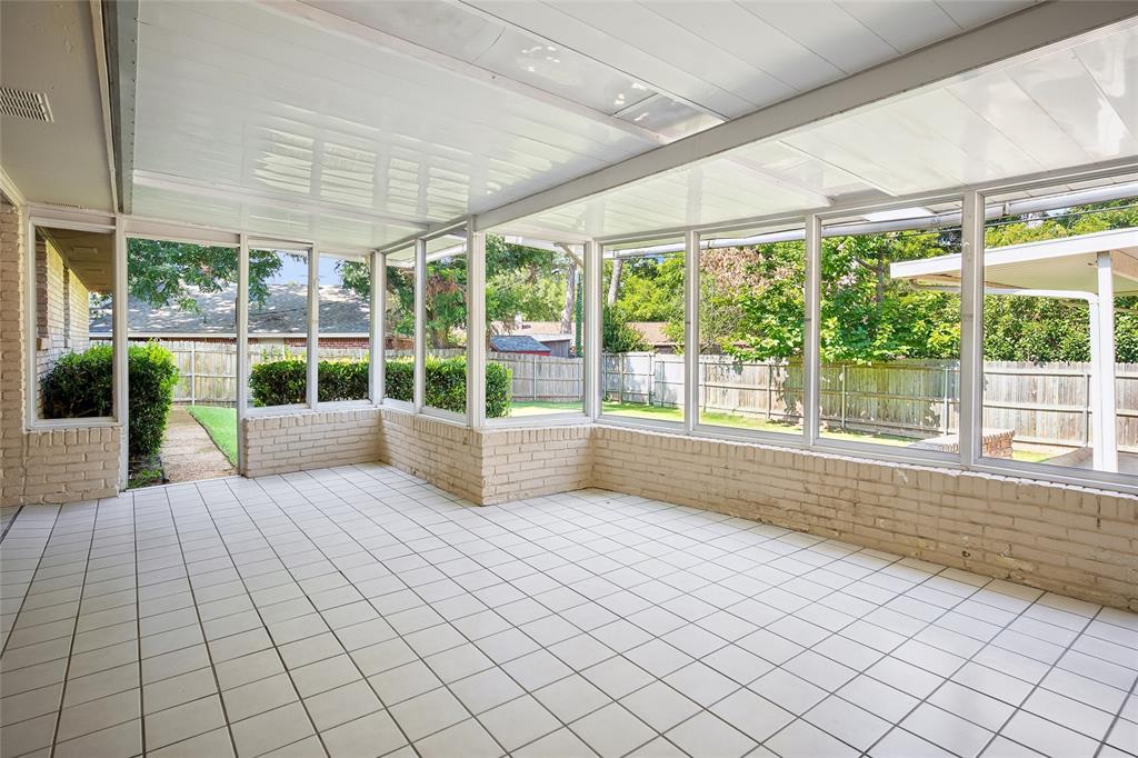 1204 Springwood Court Property Photo 33