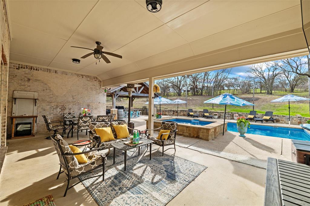 128 E Remuda Court Property Photo 30