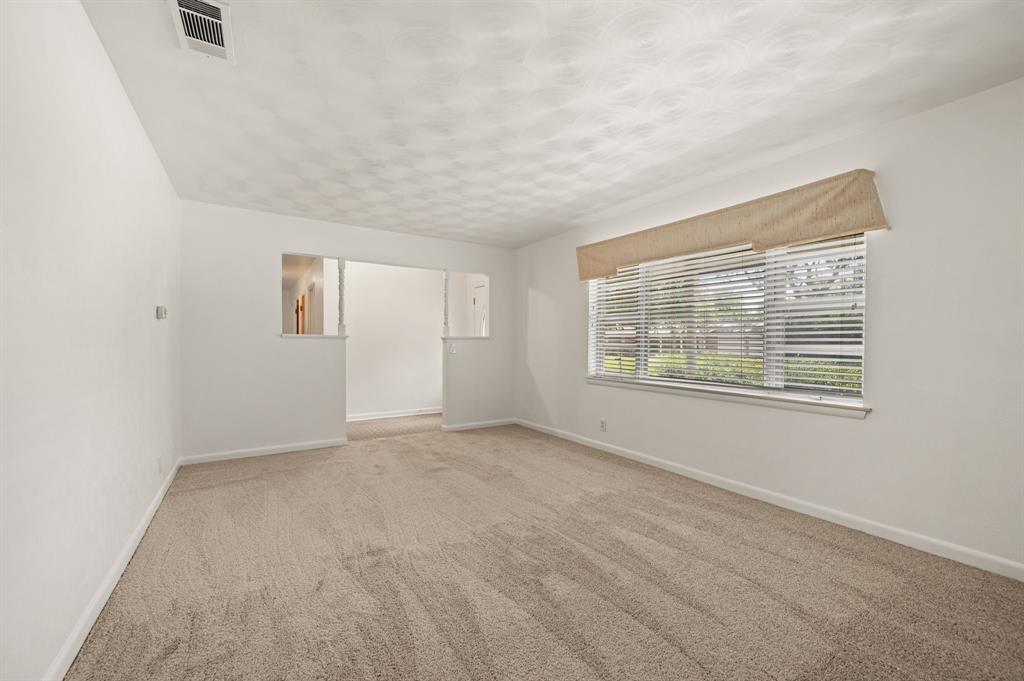 1332 Brookside Drive Property Photo 2