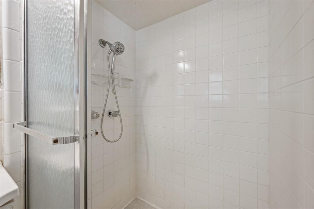 1332 Brookside Drive Property Photo 11
