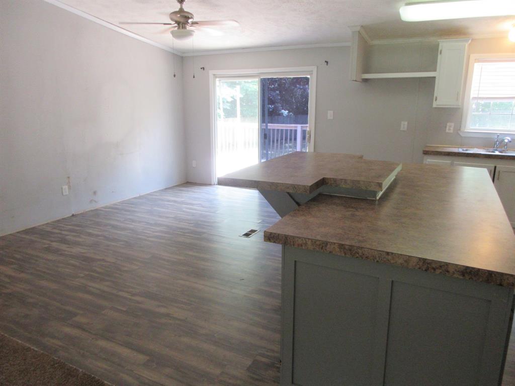 440 N Forrest Road Property Photo 6