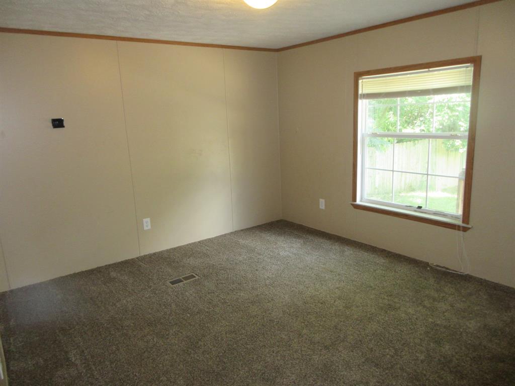 440 N Forrest Road Property Photo 10