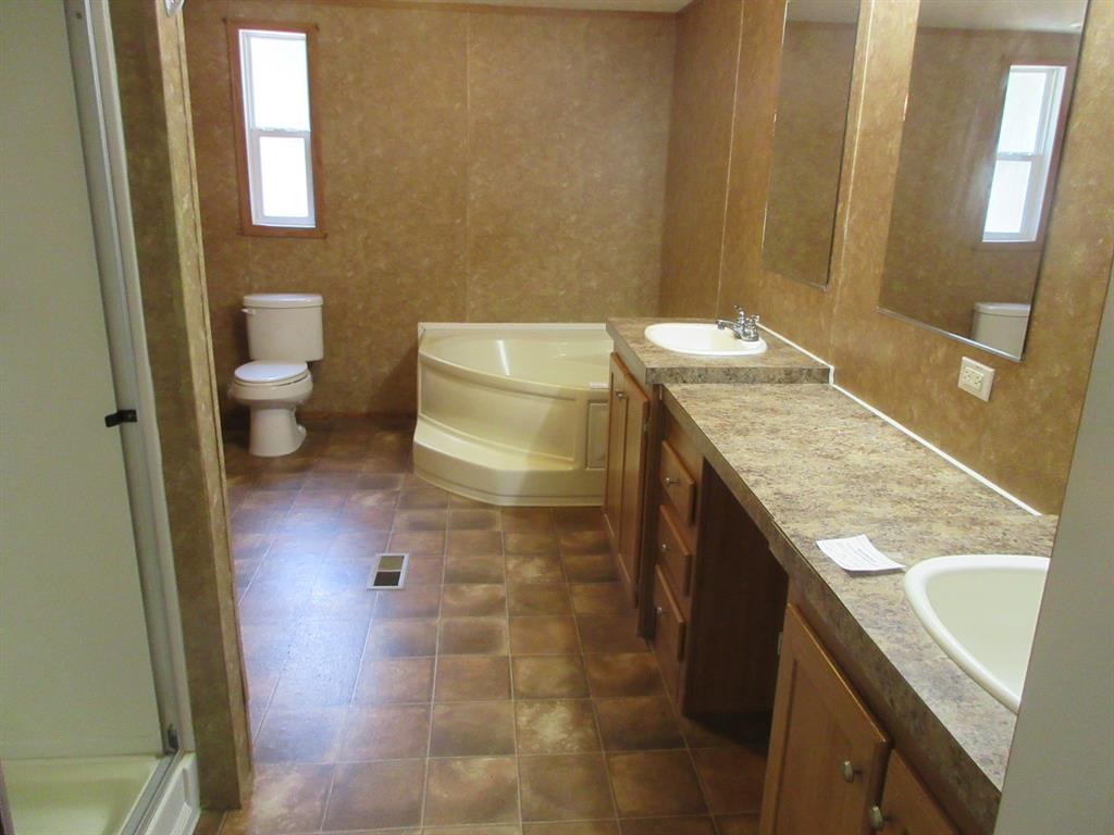 440 N Forrest Road Property Photo 13