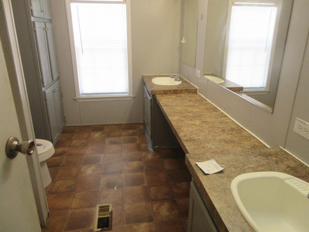 440 N Forrest Road Property Photo 14