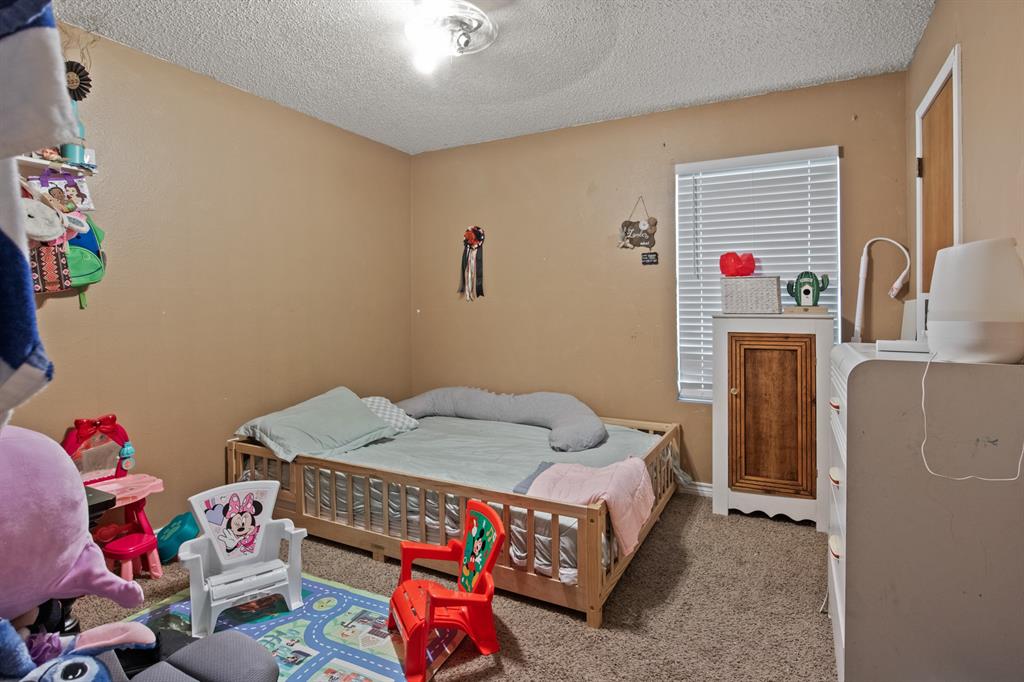 206 Carr Drive Property Photo 9