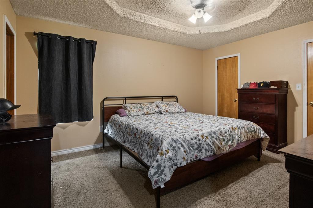 206 Carr Drive Property Photo 11