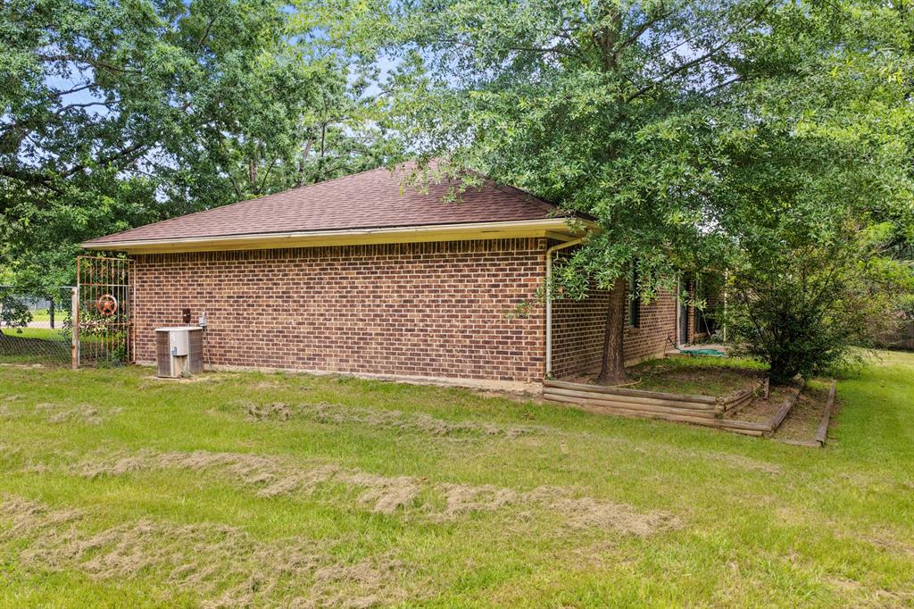 206 Carr Drive Property Photo 18