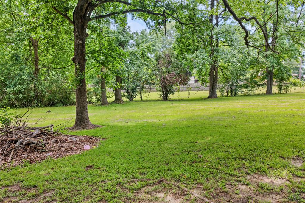 206 Carr Drive Property Photo 21