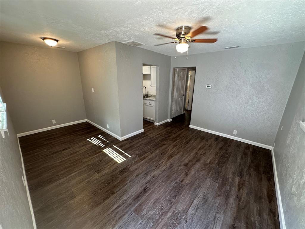 907 S Mesquite Street 907a Property Photo 2