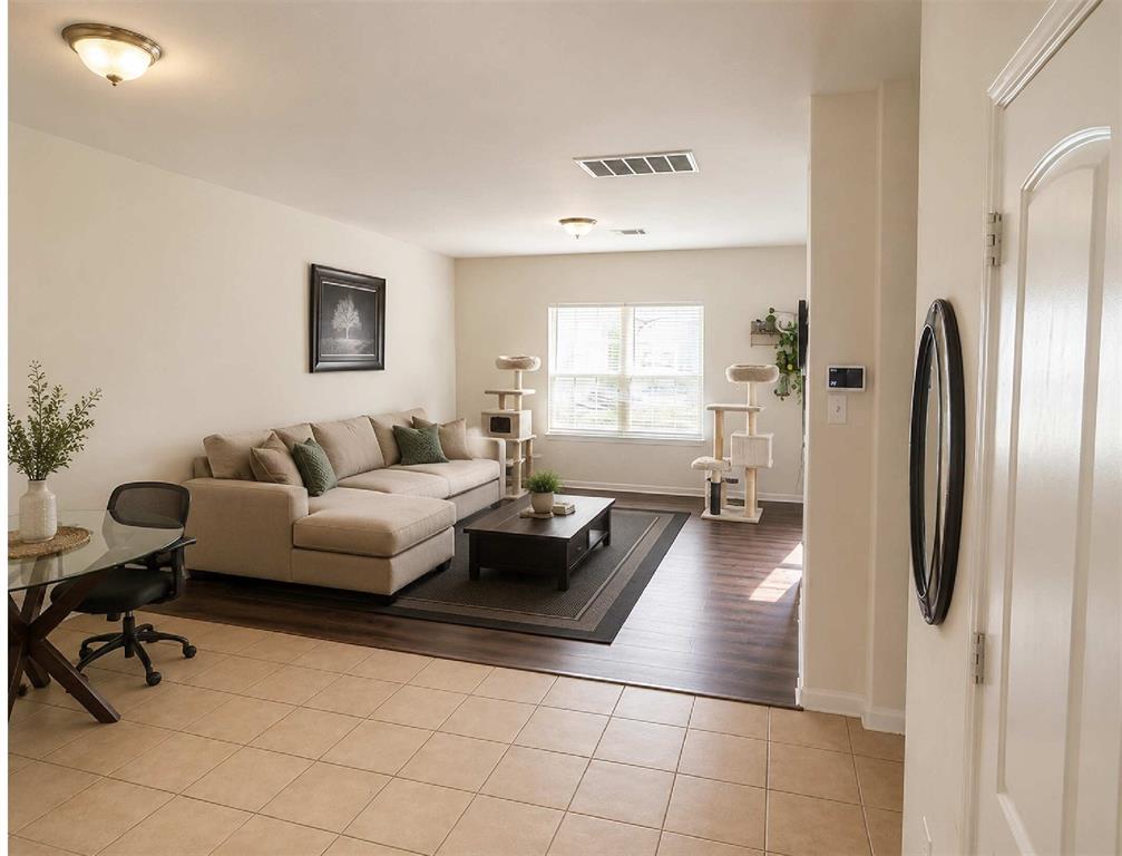111 Golden Eagle Court Property Photo 2