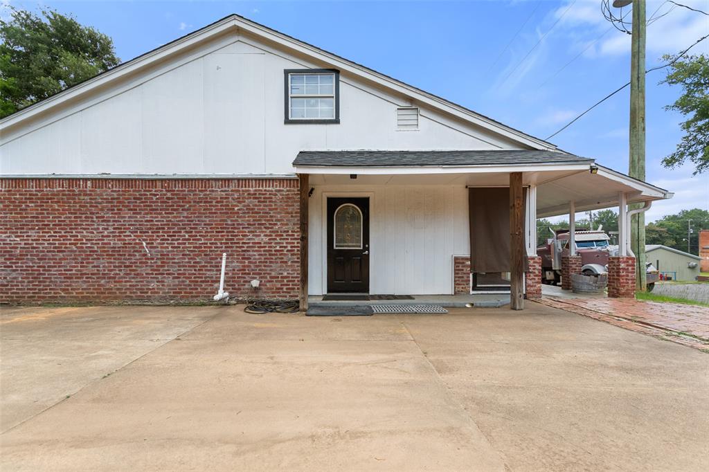 110 Church Street Property Photo 3