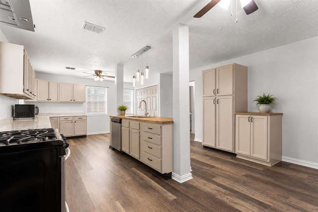 110 Church Street Property Photo 8