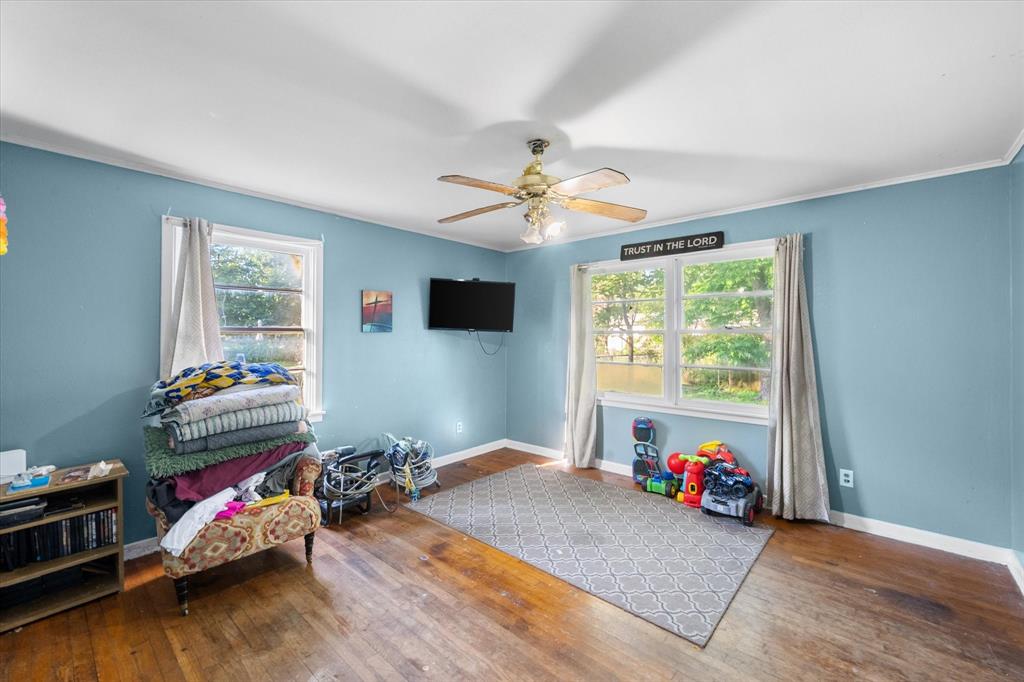 302 S 38th Street Property Photo 2