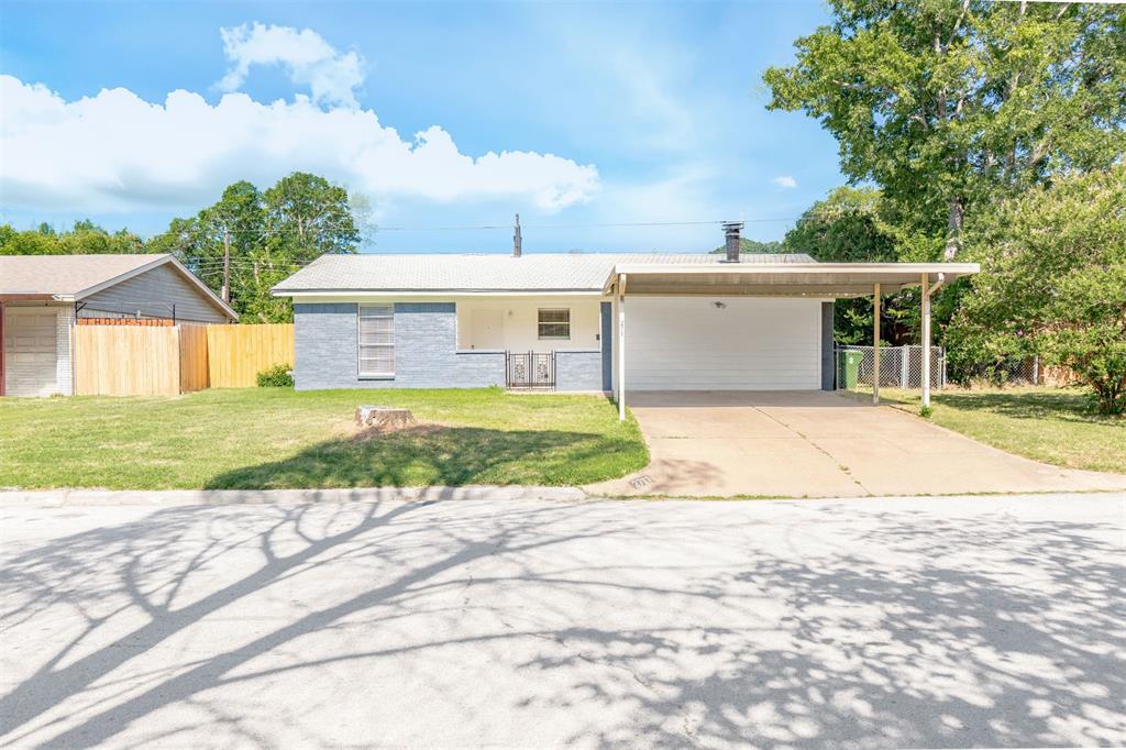 2717 Birch Park Drive Property Photo 1