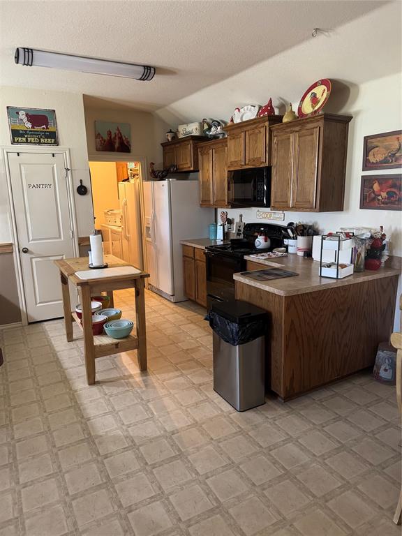 1485 Sartain Road Property Photo 8