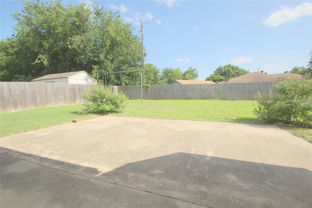 1804 Sand Stone Drive Property Photo 18