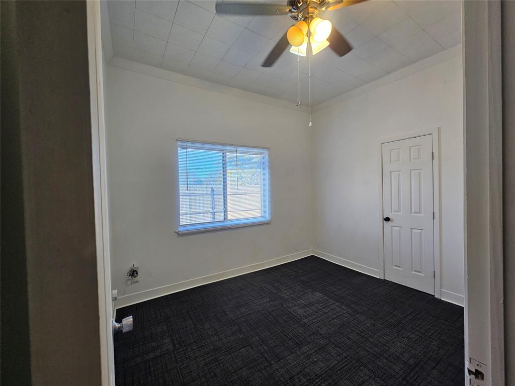 101 S Walnut Avenue Property Photo 12