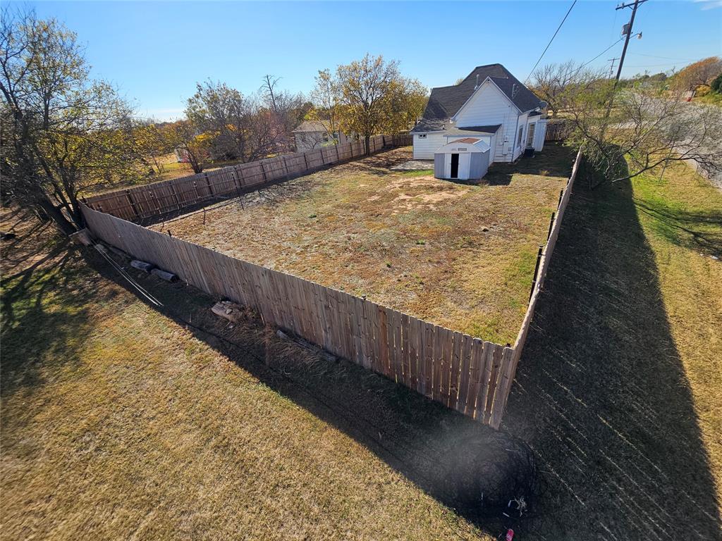 101 S Walnut Avenue Property Photo 16