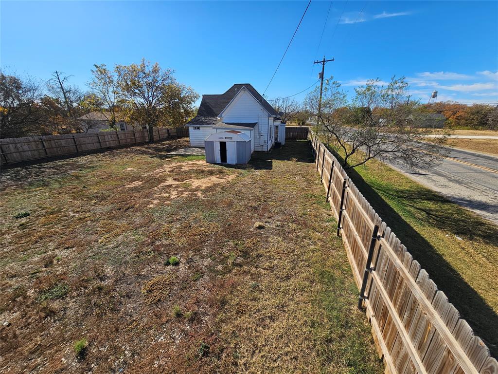 101 S Walnut Avenue Property Photo 18