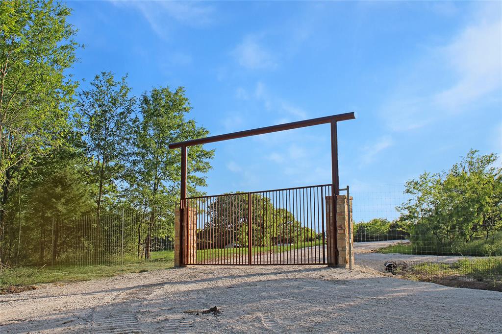 7304 Shady Lane
