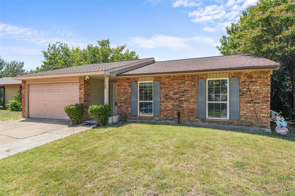 725 Valley View Drive Property Photo 7